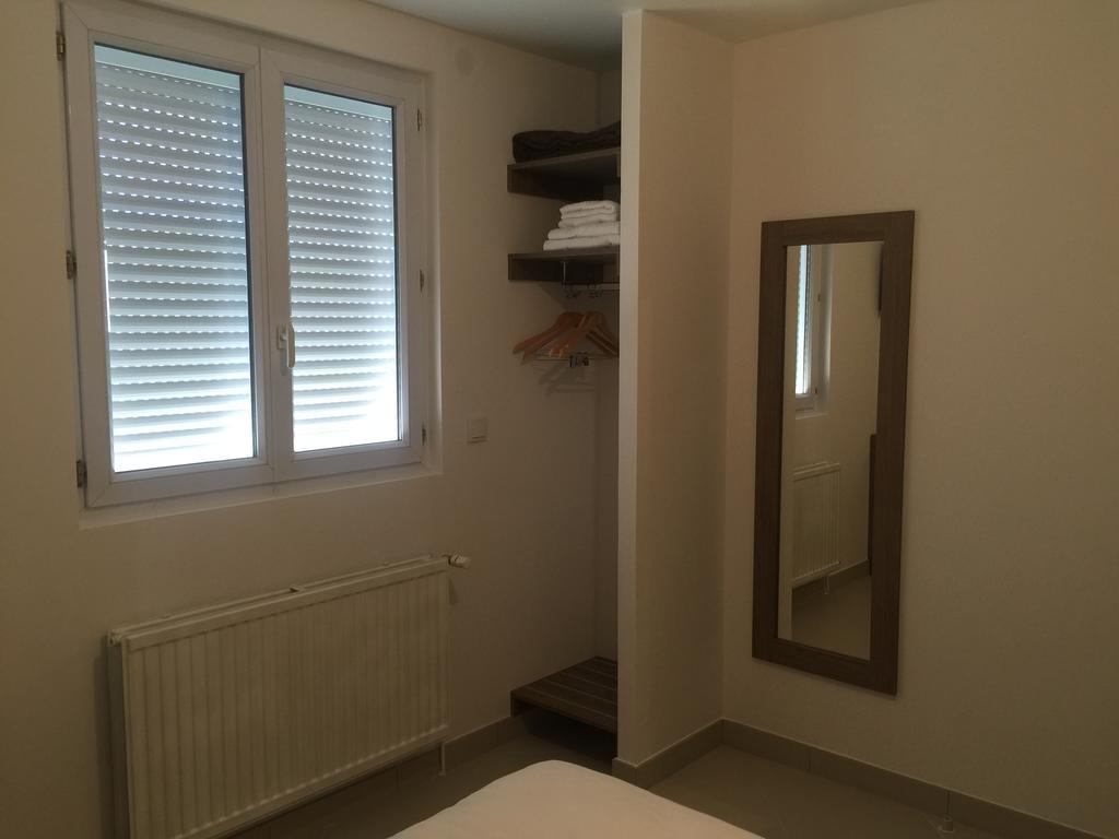 Gite Le Logis Dauphinois Roussillon  Zewnętrze zdjęcie